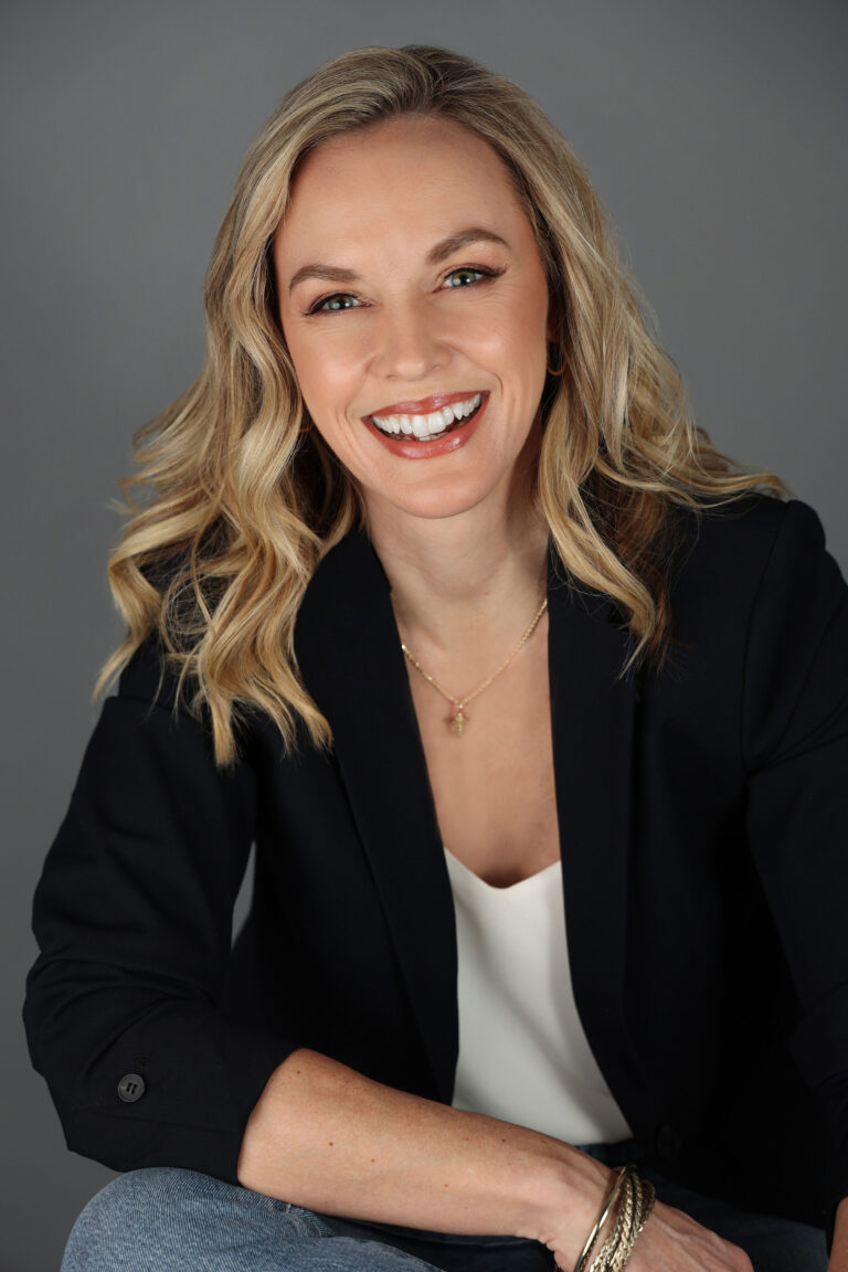 Stylist Erin Gehring headshot